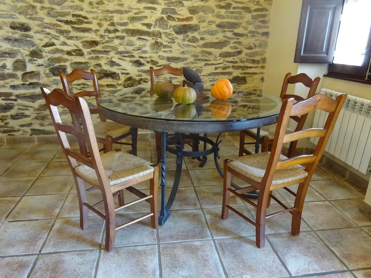 فندق Mesa Del Conde San Felices de los Gallegos المظهر الخارجي الصورة